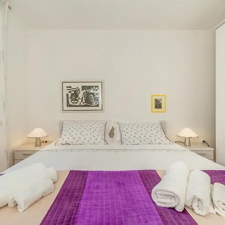 Pax Villa