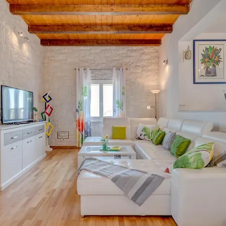 Villa Pax