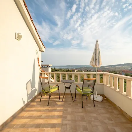 Pax * Kaštel Štafilić