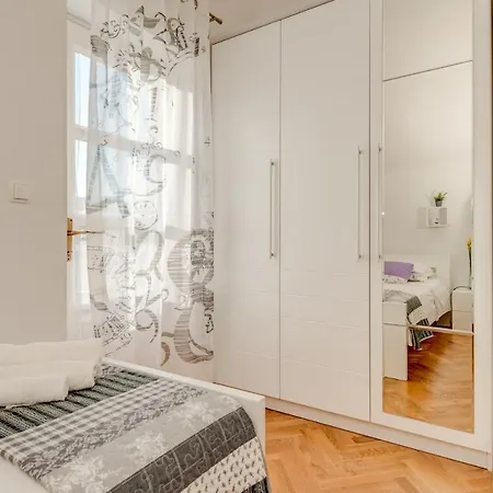 Pax Villa