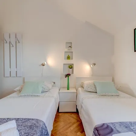 Pax Villa *
