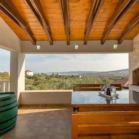 Pax Villa *